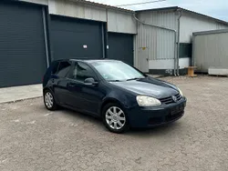 Blau Gebraucht 2006 VW Golf V Trendline Limousine | 2.450 € (Guter Preis)