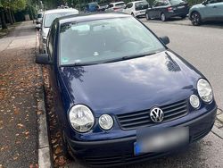 Blau Gebraucht 2003 VW Polo Kleinwagen | 2.350 € (Teuer)
