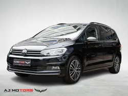 Deep black Gebraucht 2023 VW Touran Comfortline Van / Kleinbus | 29.990 € (Fairer Preis)