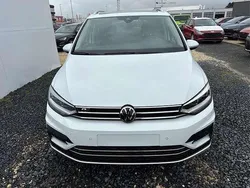Weiss Neu 2025 VW Touran Family Van / Kleinbus | 42.110 €