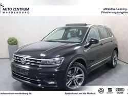 Schwarz perleffekt metallic Gebraucht 2018 VW Tiguan Highline SUV | 29.450 € (Superpreis)