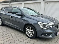 Titangrau Gebraucht 2018 Renault Mégane GrandTour LIMITED Kombi | 10.250 € (Guter Preis)