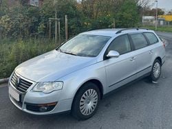 Silber Gebraucht 2010 VW Passat Kombi | 2.200 € (Superpreis)