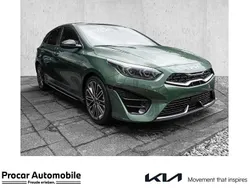Grün Neu 2025 Kia Ceed GT-Line Limousine | 30.790 € (Fairer Preis)
