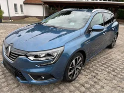 Blau Gebraucht 2018 Renault Mégane IV Bose Edition Limousine | 13.800 € (Fairer Preis)