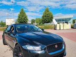 Schwarz Gebraucht 2014 Jaguar XJL Limousine | 19.500 €
