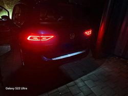 Blau Gebraucht 2017 VW Touran Van / Kleinbus | 14.500 € (Teuer)