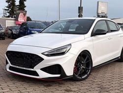 Weiß Gebraucht 2021 Hyundai i30 N Performance Limousine | 25.999 € (Guter Preis)