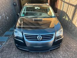 Schwarz Gebraucht 2007 VW Touran Highline Van / Kleinbus | 4.900 € (Fairer Preis)