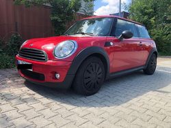 Rot Gebraucht 2009 Mini ONE Kleinwagen | 2.150 € (Fairer Preis)