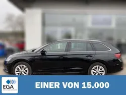 Schwarz metallic Gebraucht 2022 Skoda Octavia Style Kombi | 26.650 € (Fairer Preis)