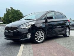 Schwarz Gebraucht 2014 Kia Carens FIFA World Cup Edition Van / Kleinbus | 5.900 € (Fairer Preis)