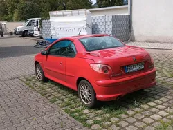 Rot Gebraucht 2004 Peugeot 206 CC Cabrio | 1.400 € (Guter Preis)