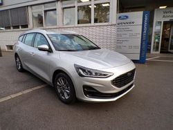 Silber metallic Gebraucht 2024 Ford Focus Titanium | 24.180 € (Guter Preis)
