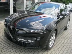 Schwarz Gebraucht 2023 Alfa Romeo Tonale Sprint SUV | 24.900 € (Fairer Preis)