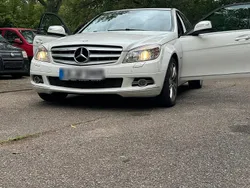 Weiß Gebraucht 2008 Mercedes C350 Avantgarde Limousine | 7.000 € (Superpreis)