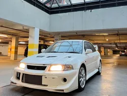 Weiß Gebraucht 2000 Mitsubishi Lancer Edition Limousine | 87.000 €