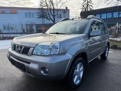 Gold Gebraucht 2004 Nissan X-Trail Comfort SUV | 2.790 € (Guter Preis)
