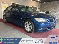 Blau Gebraucht 2006 BMW 318 Limousine | 2.600 € (Fairer Preis)