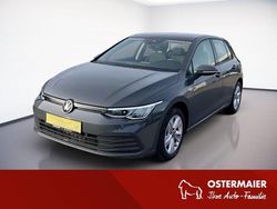 Grau Gebraucht 2020 VW Golf VIII Life Limousine | 15.780 € (Fairer Preis)