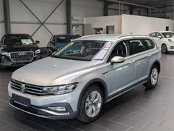Silber Gebraucht 2021 VW Passat Limousine | 24.900 € (Fairer Preis)