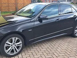 Schwarz Gebraucht 2010 Mercedes 300 Limousine | 10.700 €
