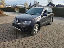 Braun Gebraucht 2013 Suzuki Grand Vitara SUV | 4.700 € (Guter Preis)