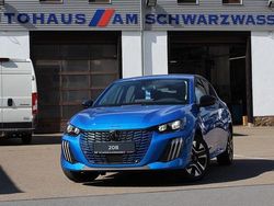 Blau Gebraucht 2025 Peugeot 208 Allure Kleinwagen | 24.770 €