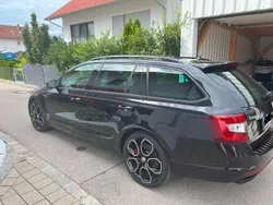 Schwarz Gebraucht 2019 Skoda Octavia RS Kombi | 22.800 € (Fairer Preis)