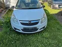Weiß Gebraucht 2009 Opel Corsa Kleinwagen | 2.099 € (Fairer Preis)
