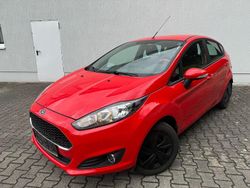 Rot Gebraucht 2017 Ford Fiesta Limousine | 6.499 €