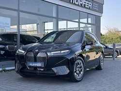 Saphirschwarz Gebraucht 2023 BMW iX Sport Line SUV | 69.900 € (Guter Preis)