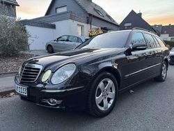 Gebraucht 2006 Mercedes E320 Avantgarde Kombi | 6.200 €