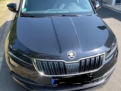 Schwarz Gebraucht 2021 Skoda Karoq Clever SUV | 25.499 € (Guter Preis)