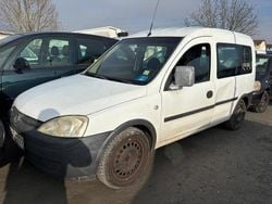 Weiß Gebraucht 2005 Opel Combo Limousine | 650 € (Superpreis)