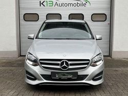 Silber Gebraucht 2015 Mercedes 180 Limousine | 13.699 € (Fairer Preis)