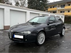 Schwarz Gebraucht 2008 Alfa Romeo 147 Kleinwagen | 900 € (Guter Preis)