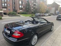 Schwarz Gebraucht 2006 Mercedes CLK200 Avantgarde Cabrio | 9.500 € (Fairer Preis)