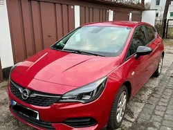Rot Gebraucht 2021 Opel Astra Limousine | 14.500 € (Guter Preis)