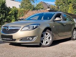 Grün Gebraucht 2016 Opel Insignia Kombi | 9.199 € (Fairer Preis)
