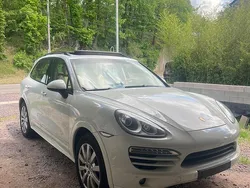 Weiß Gebraucht 2012 Porsche Cayenne SUV | 18.900 € (Fairer Preis)