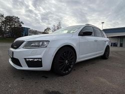 Weiß Gebraucht 2016 Skoda Octavia RS Kombi | 12.800 € (Fairer Preis)