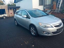 Silber Gebraucht 2012 Opel Astra S Kombi | 3.495 € (Guter Preis)