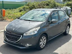 Grau Gebraucht 2012 Peugeot 208 Kleinwagen | 3.999 € (Superpreis)