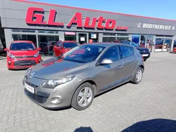 Silber Gebraucht 2009 Renault Mégane III Dynamique Limousine | 3.990 € (Fairer Preis)