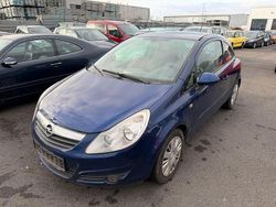 Blau Gebraucht 2007 Opel Corsa Limousine | 1.150 €