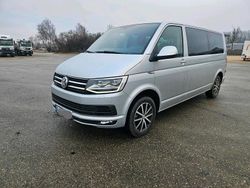 Silber Gebraucht 2017 VW Caravelle Van / Kleinbus | 26.500 € (Fairer Preis)