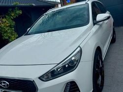 Weiß Gebraucht 2018 Hyundai i30 Trend Kombi | 10.890 € (Guter Preis)