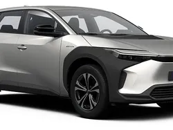 Palladium silber Gebraucht 2025 Toyota bZ4X SUV | 38.990 € (Superpreis)
