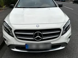 Weiß Gebraucht 2014 Mercedes GLA250 Edition 1 SUV | 19.000 € (Fairer Preis)